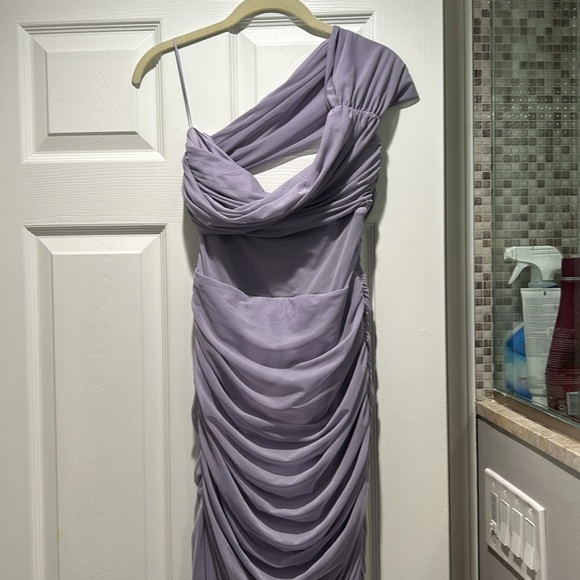 Abercrombie Mesh Asymmetrical Off The Shoulder Maxi Dress - Picture 10 of 15